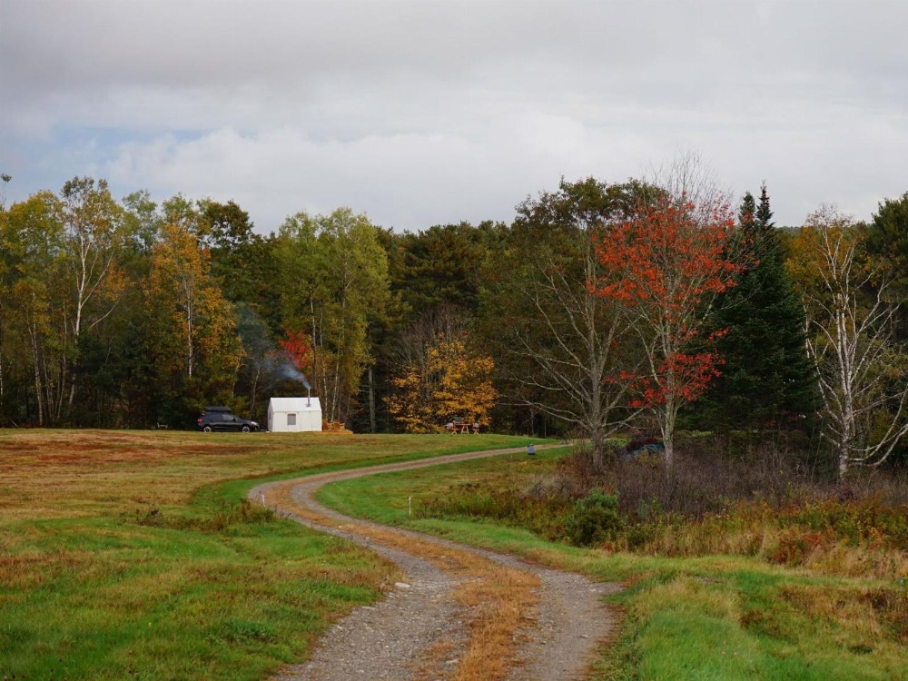 Tentrr - Pond Site Paradise Main image